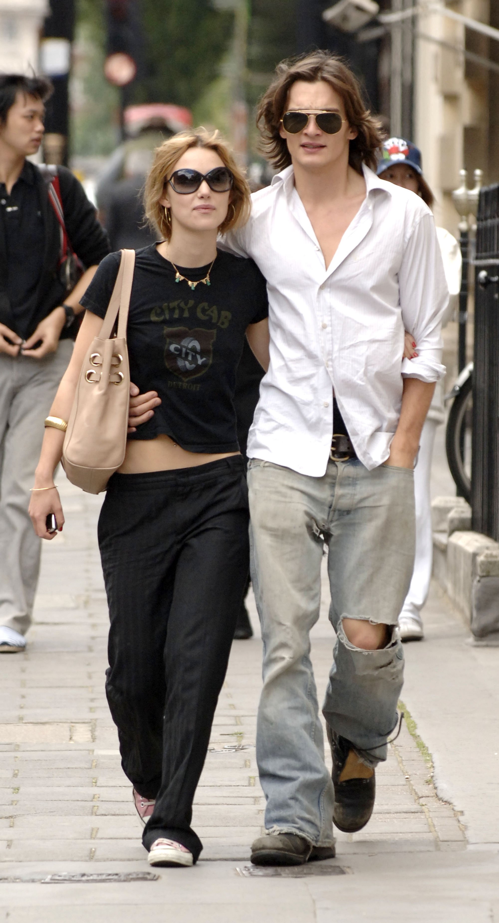 Keira Knightley and Rupert Friend are seen on May 31, 2006, in London | Source: Getty Images