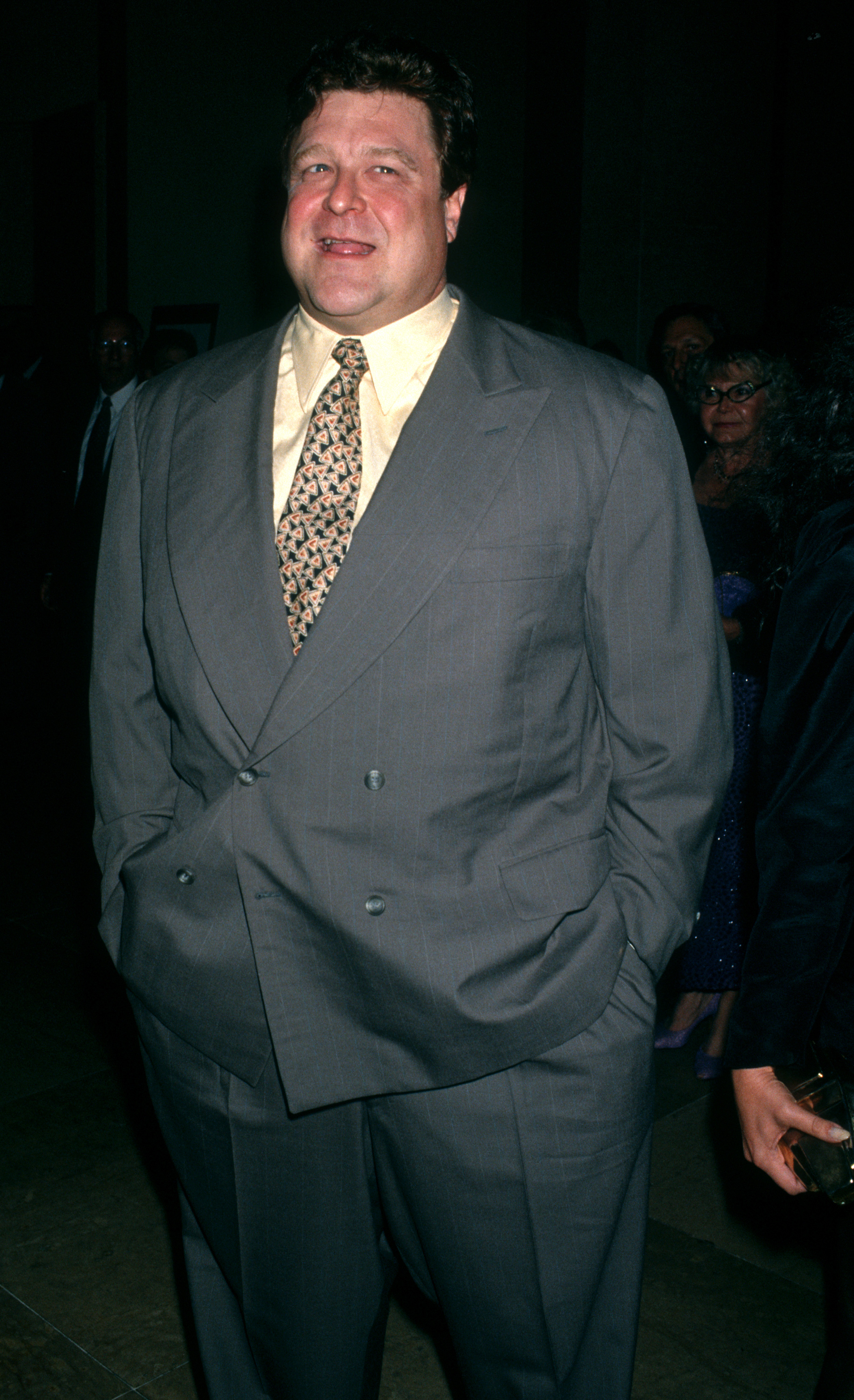 John Goodman at 'Friars Club Roasts Roseanne Arnold' on September 21, 1993, in Beverly Hills, California. | Source: Getty Images