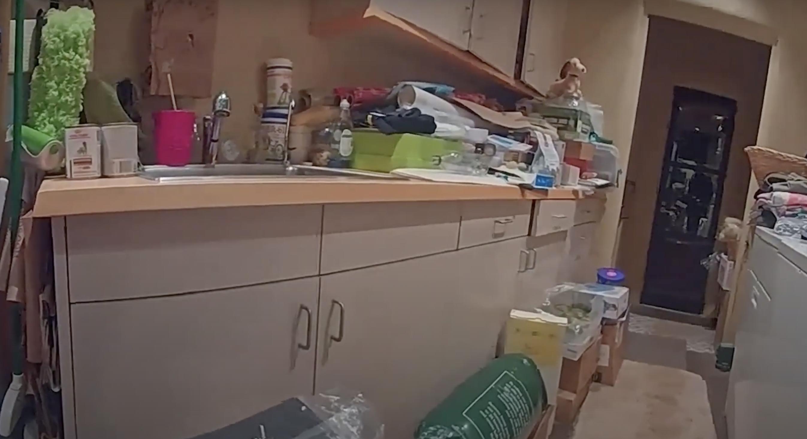 A view of Gene Hackman and Betsy Arakawa's home, as seen in a video dated April 16, 2025 | Source: YouTube/@pagesix