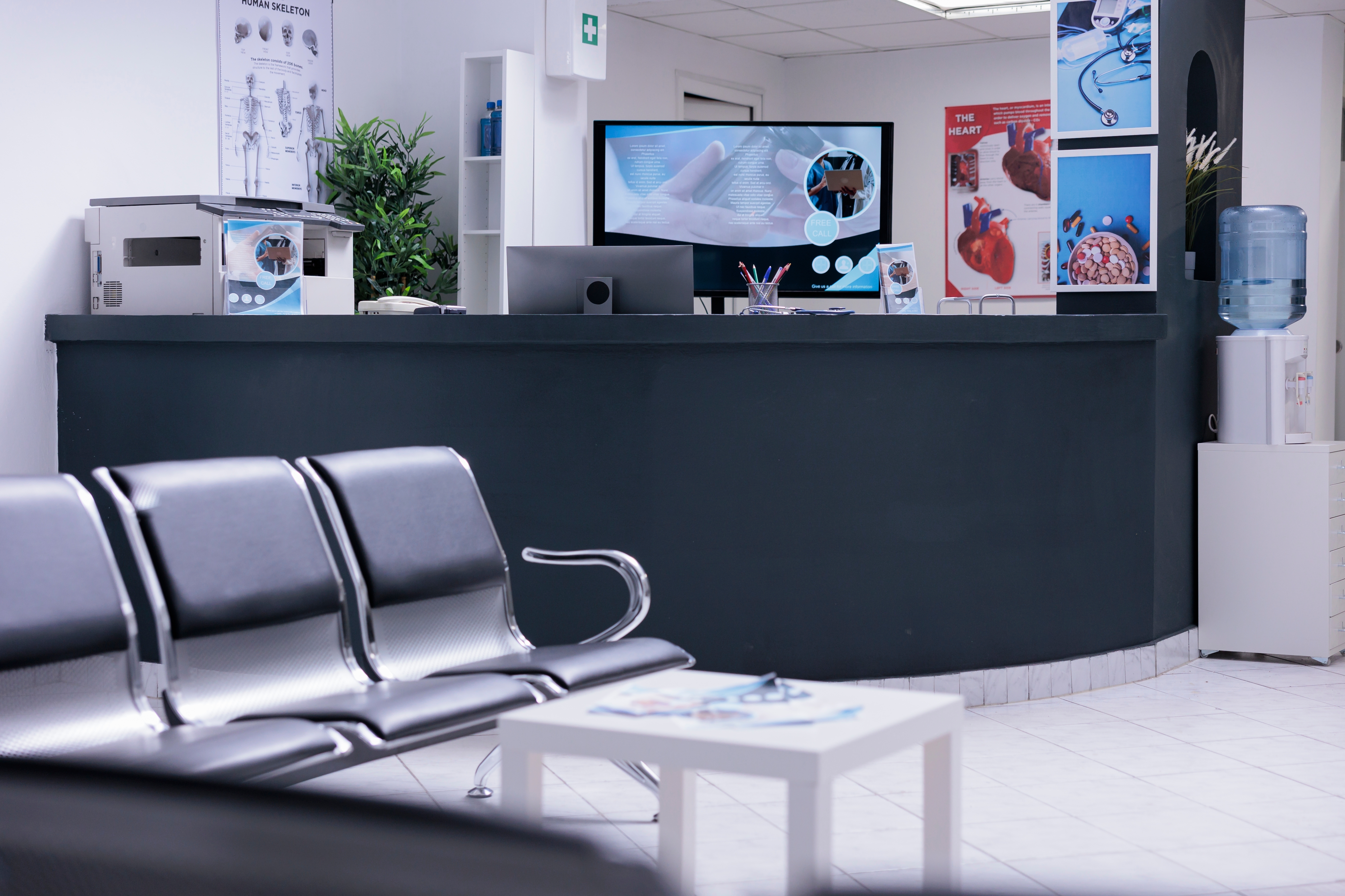 Lobby without receptionist | Source: Shutterstock