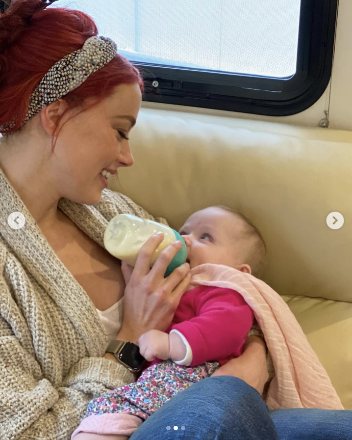 Amber Heard and her daughter Oonagh Paige on "Aquaman 2" set, post dated January 3, 2024 | Source: Instagram.com/amberheard