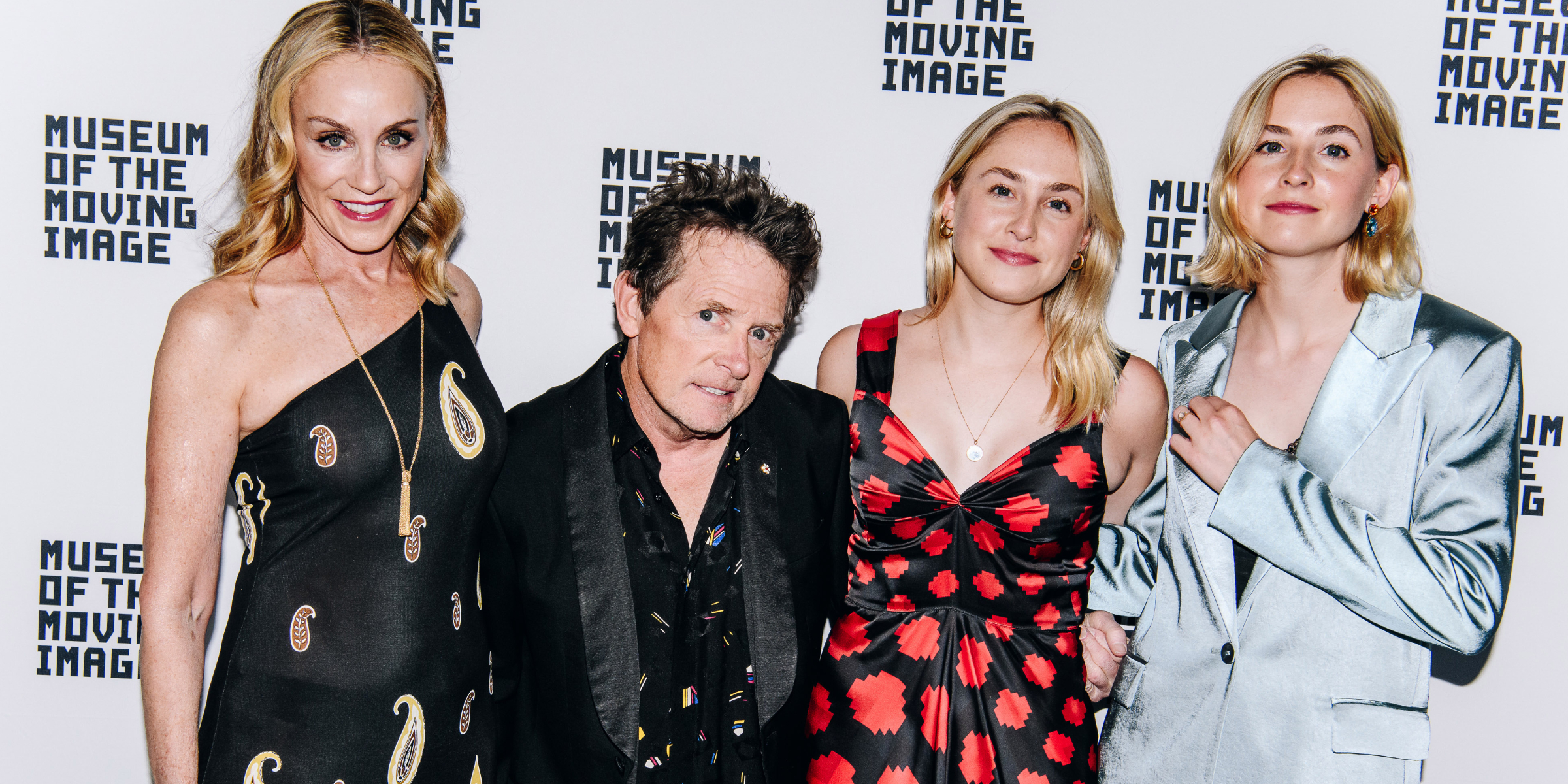 Tracy Pollan and Michael J. Fox with their twin daughters Schuyler and Aquinnah Fox | Source: Getty Images