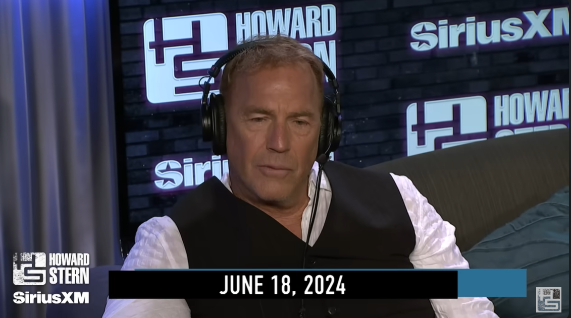 Kevin Costner denies any romantic relationship with singer Jewel in an episode of "The Howard Stern Show," posted on June 18, 2024 | Source: YouTube/howardstern