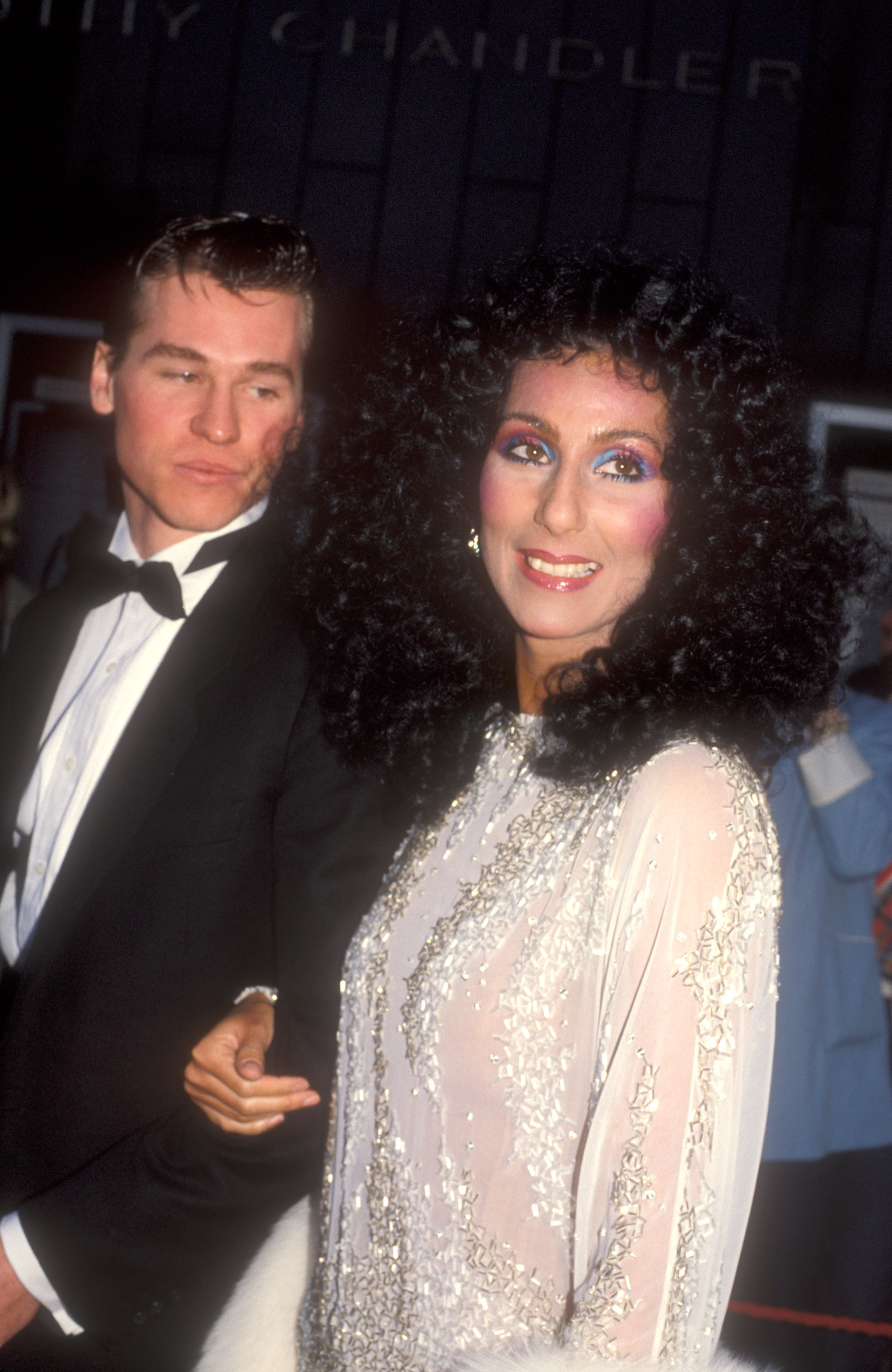 Val Kilmer and Cher at the Academy Awards in Los Angeles on April 11, 1983 | Source: Getty Images